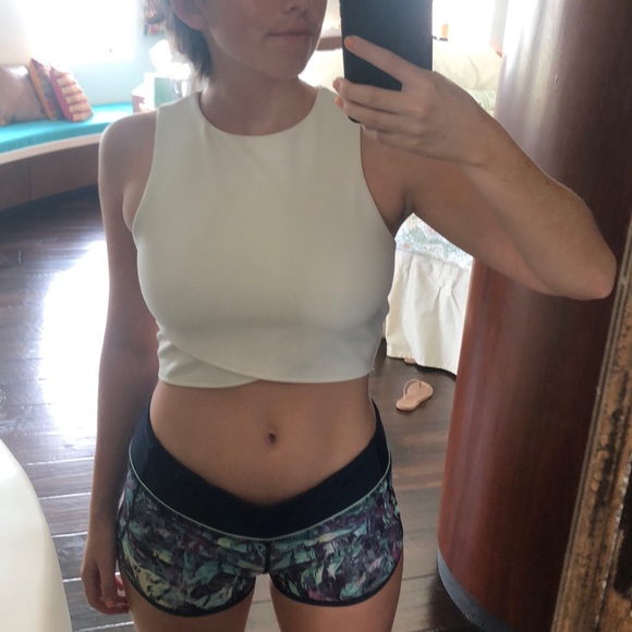 Express Tops - Express Crop Top